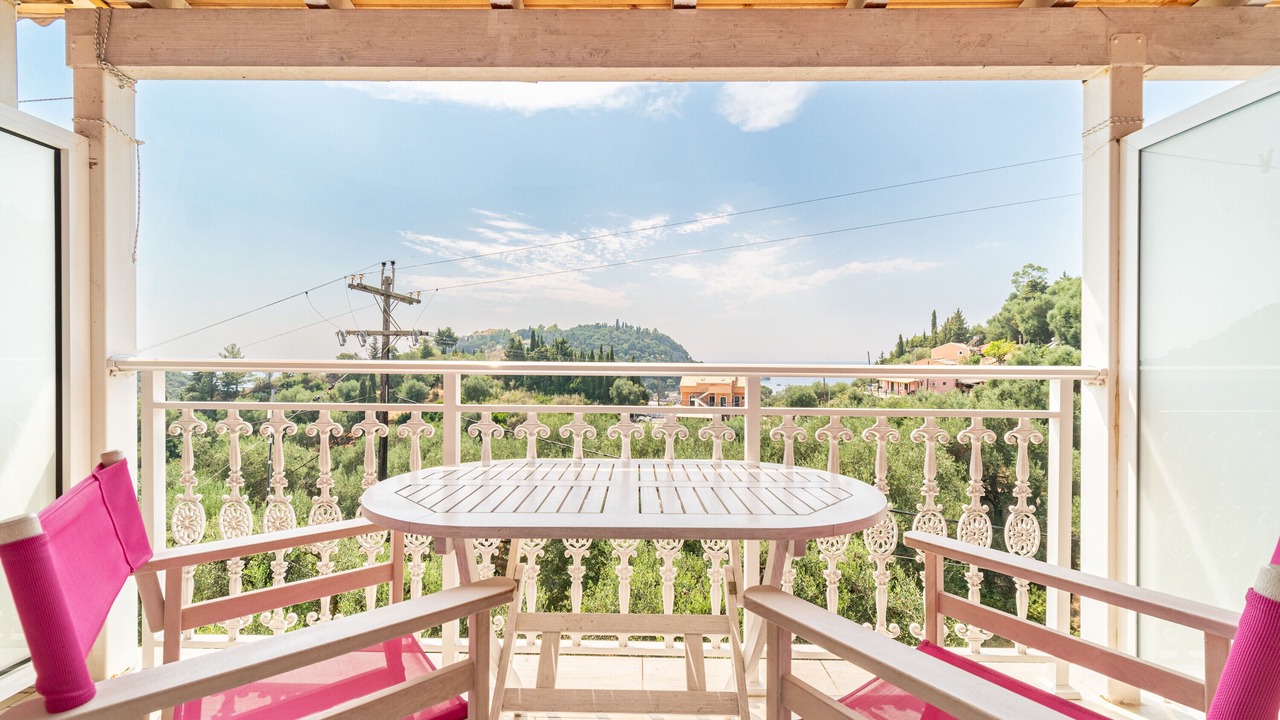 Photo of Outdoor in Lakones
