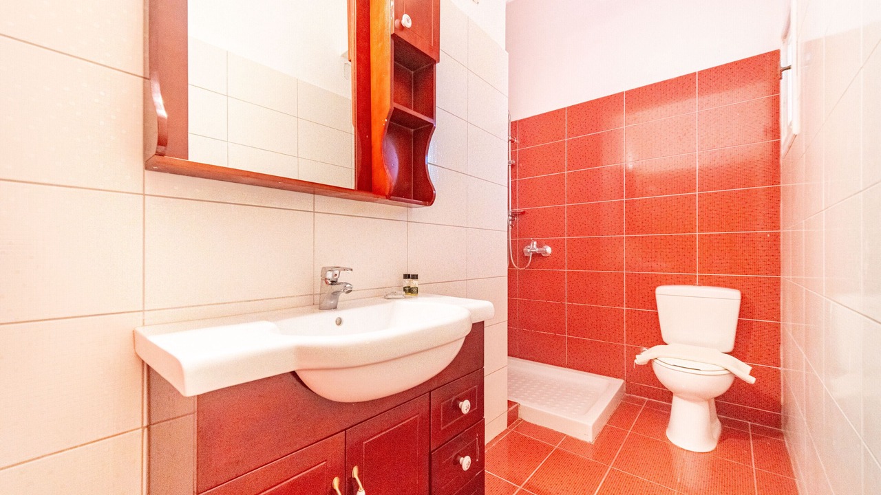 Photo of Bathroom in Lakones