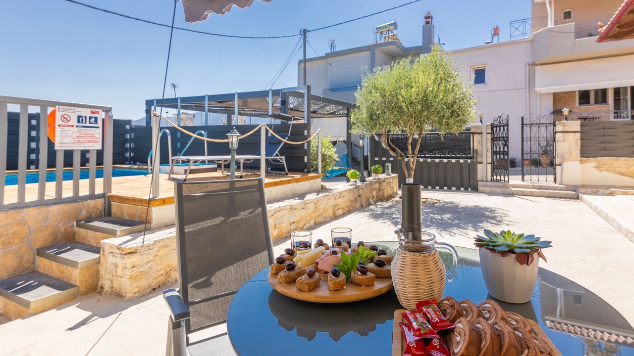 Photo of Outdoor in Thrapsano