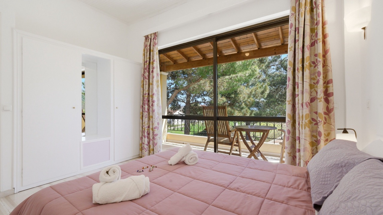 Photo of Bedroom in Lefkimmi
