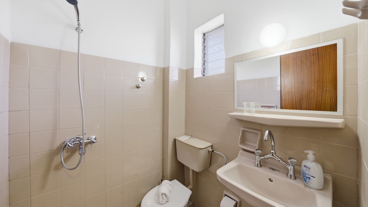 Photo of Bathroom in Lefkimmi