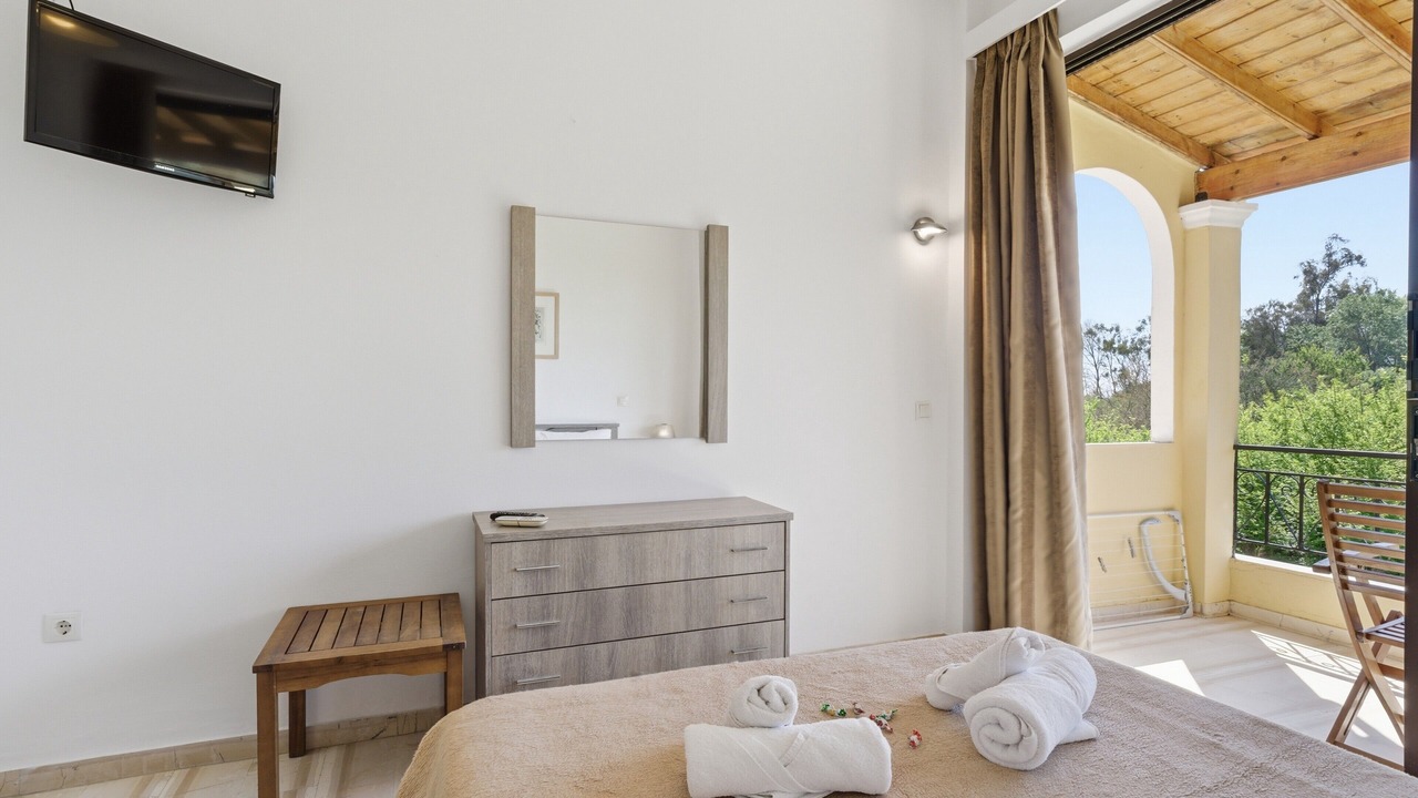 Photo of Bedroom in Melikia
