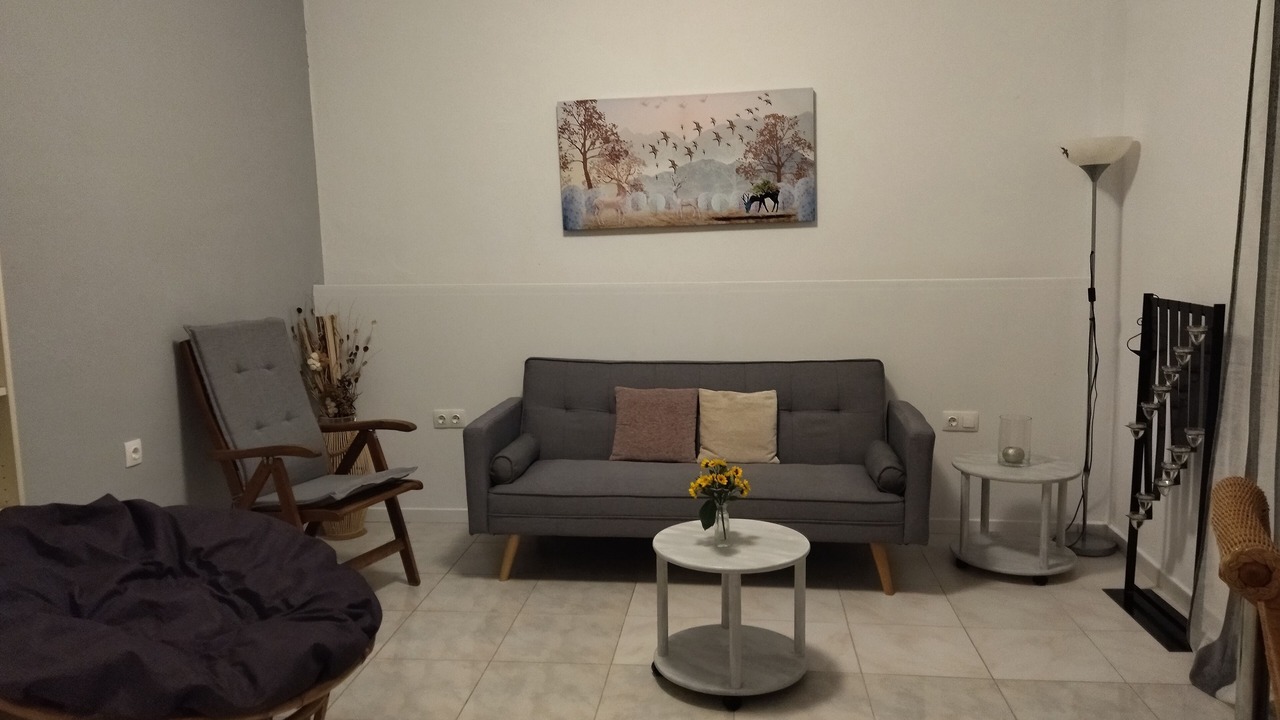 Photo of Livingroom in Melikia