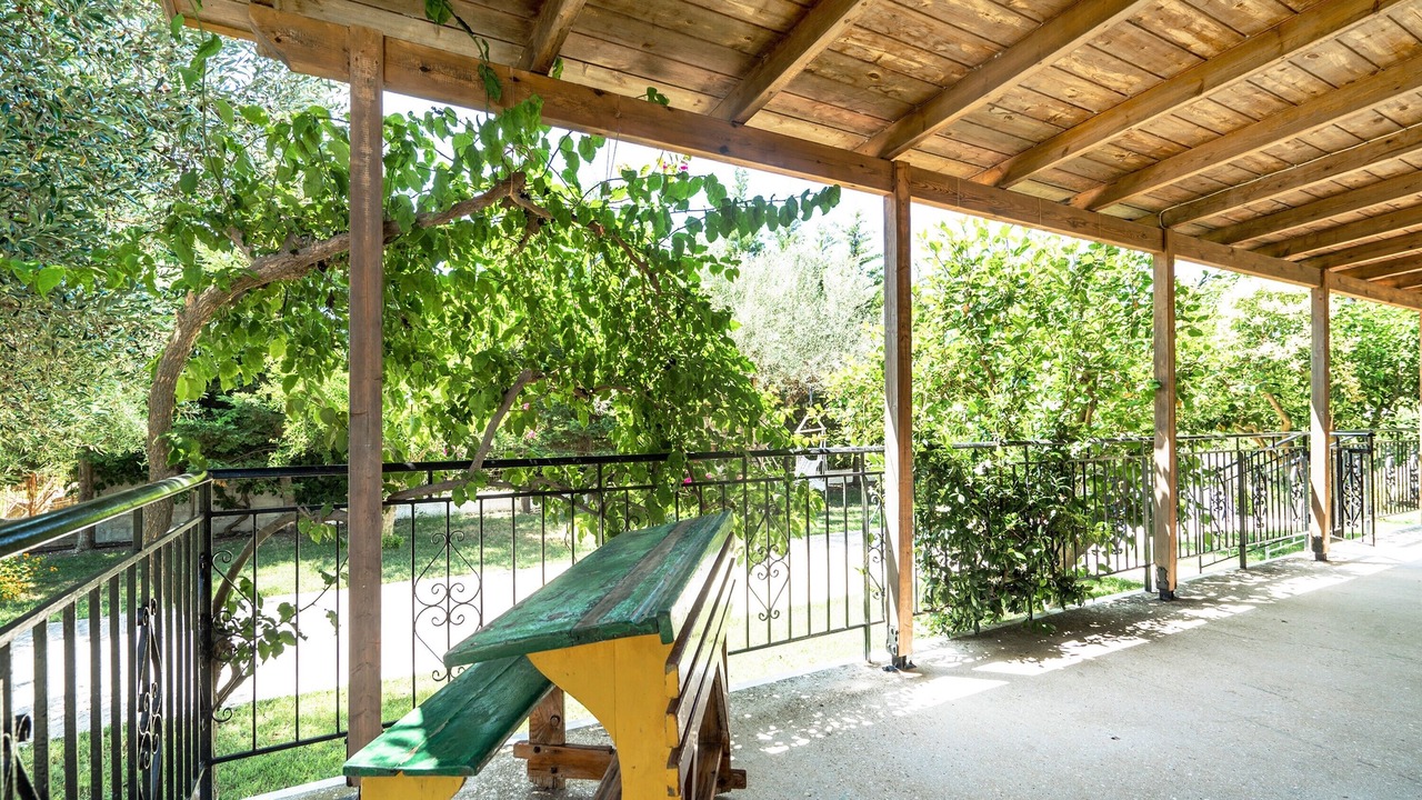 Photo of Patio Balcony in Paliki