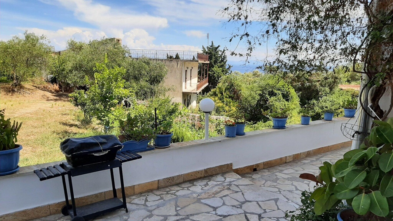 Photo of Patio Balcony in Dafnata