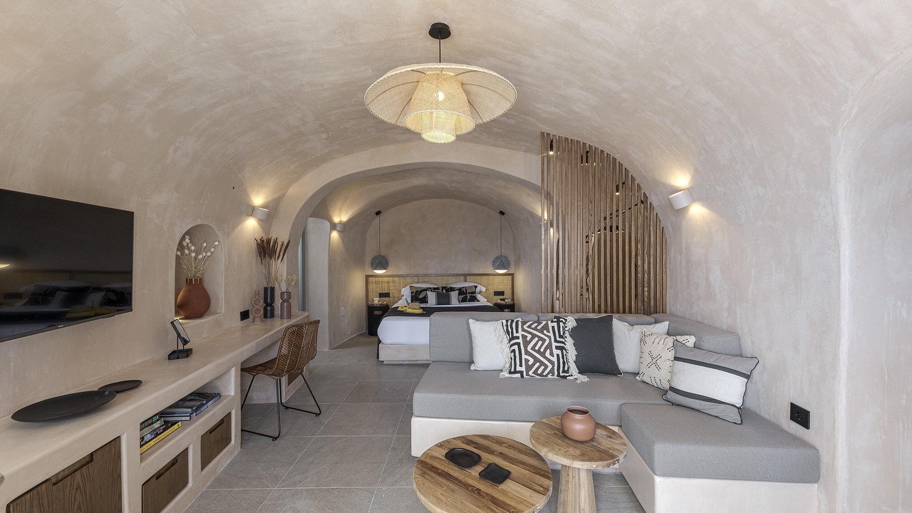 Photo of Bedroom in Oia