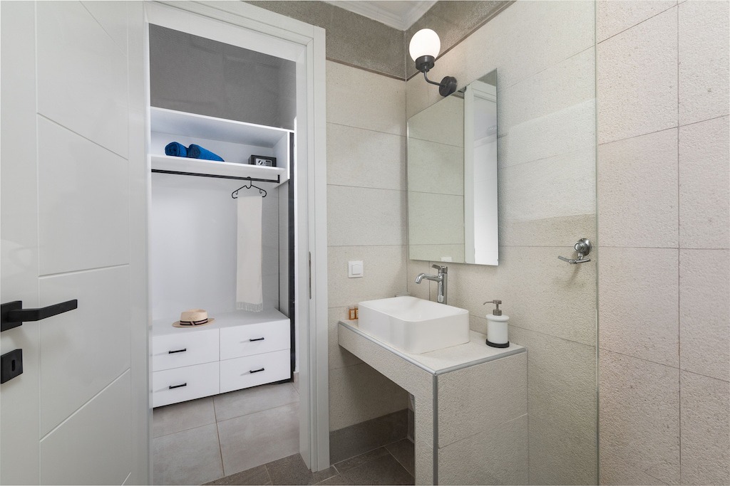 Photo of Bathroom in Chalikounas