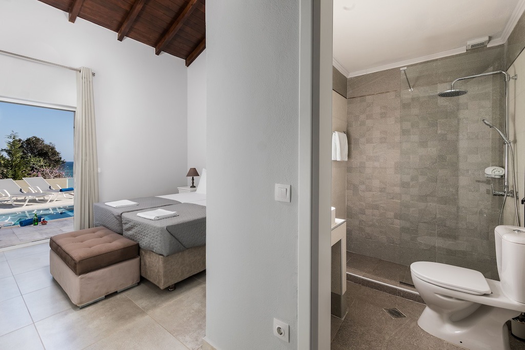 Photo of Bathroom in Chalikounas
