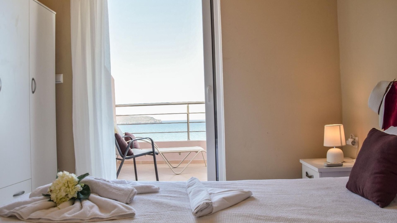 Photo of Bedroom in Kato Stalos