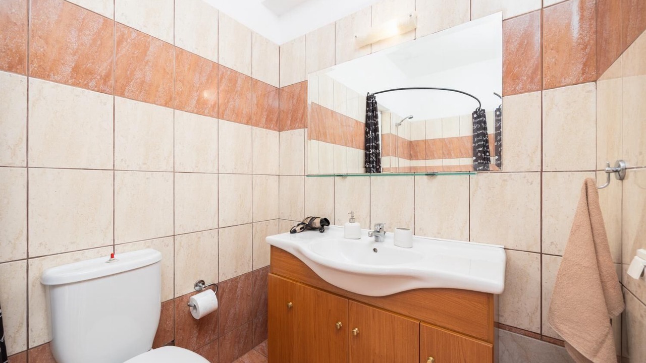 Photo of Bathroom in Katochori