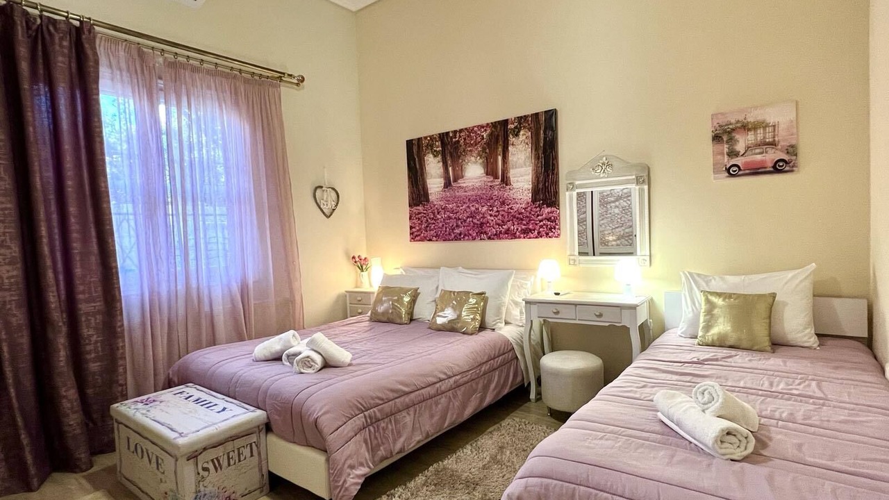 Photo of Bedroom in Itea