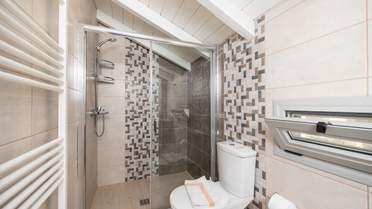 Photo of Bathroom in Lakka