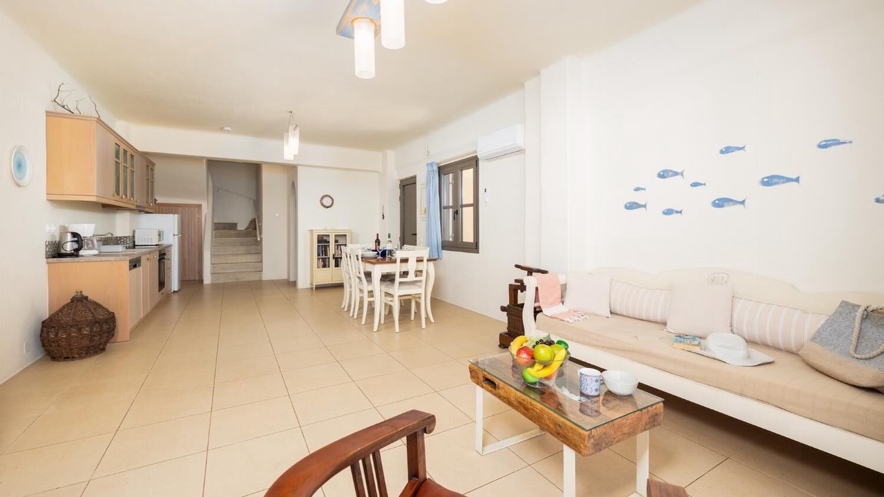 Photo of Livingroom in Panormos