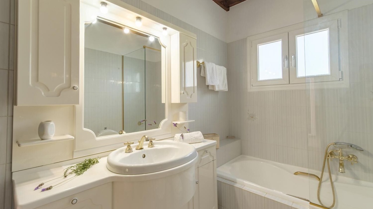 Photo of Bathroom in Nisaki