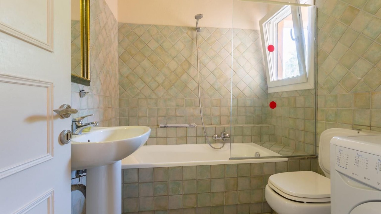 Photo of Bathroom in Agios Stefanos