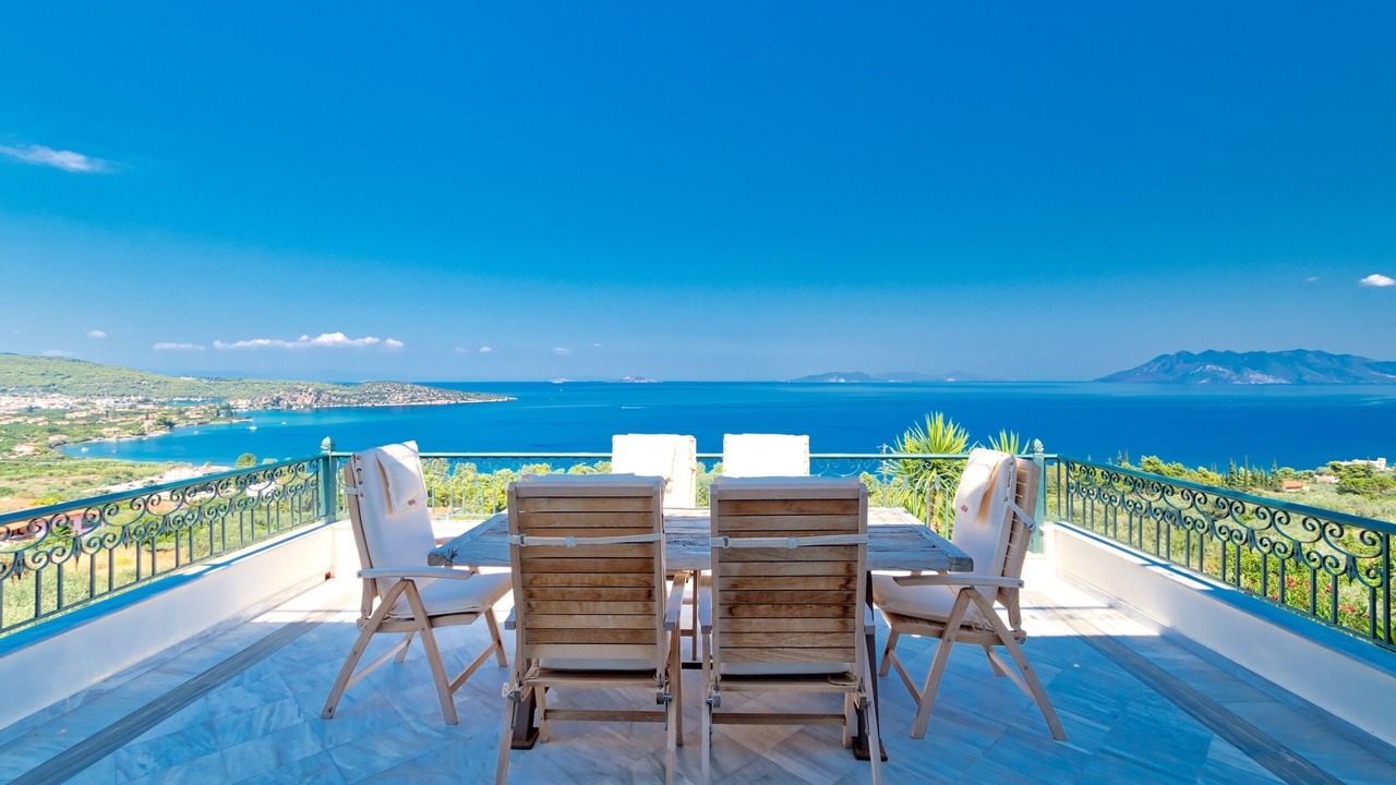 Photo of Outdoor in Melissopetra