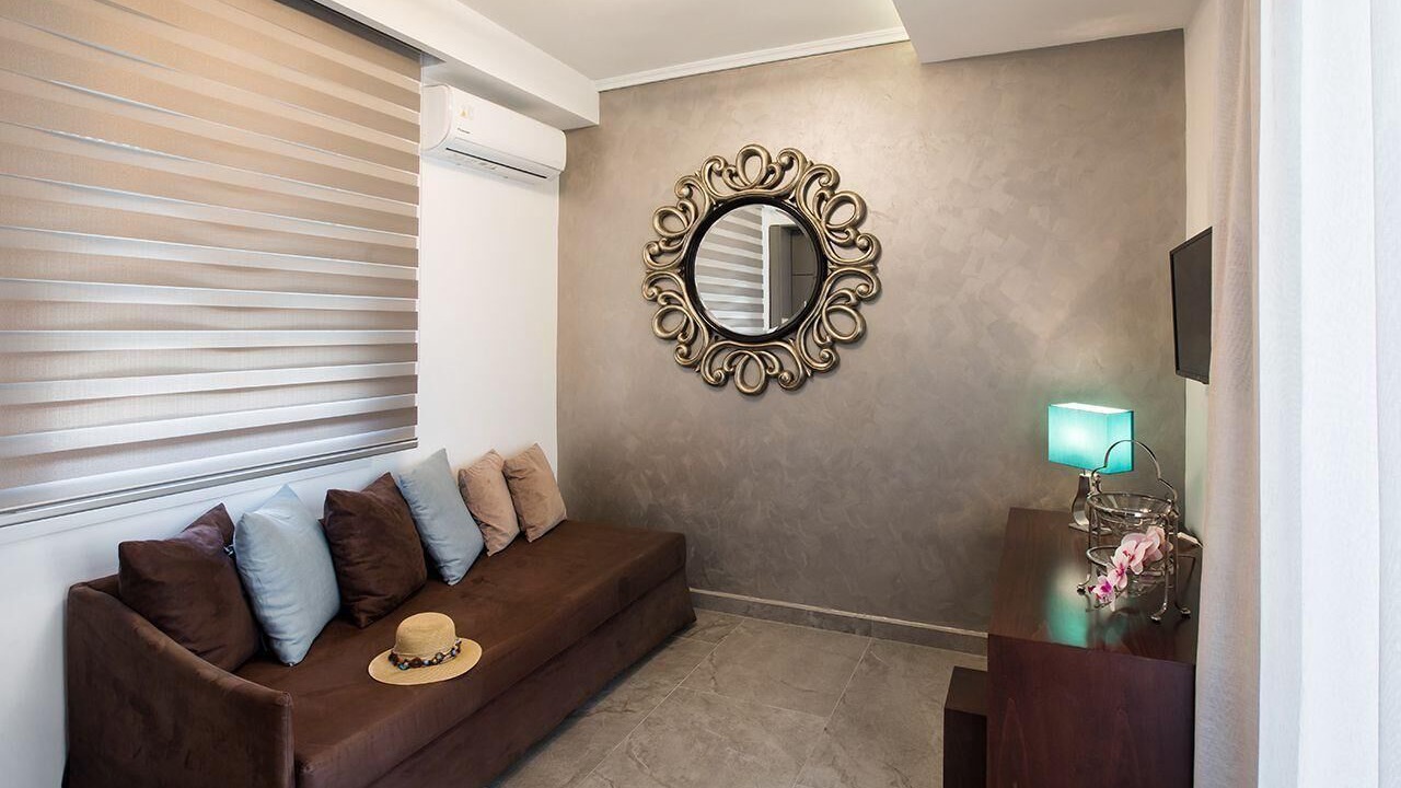 Photo of Livingroom in Polichrono