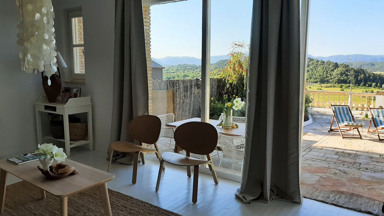 Photo of Livingroom in Vatos