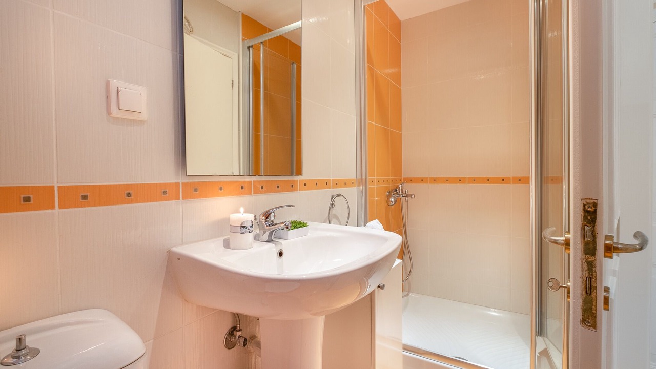 Photo of Bathroom in Old Town