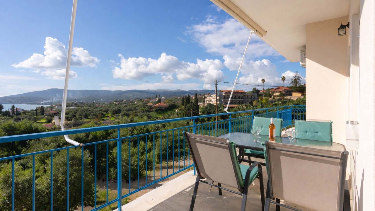 Photo of Patio Balcony in Koroni