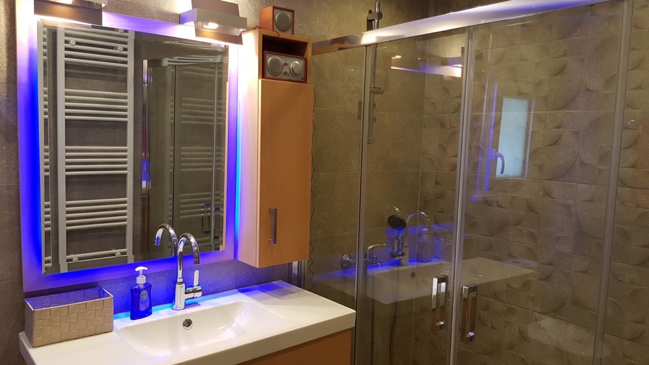 Photo of Bathroom in Saronikos