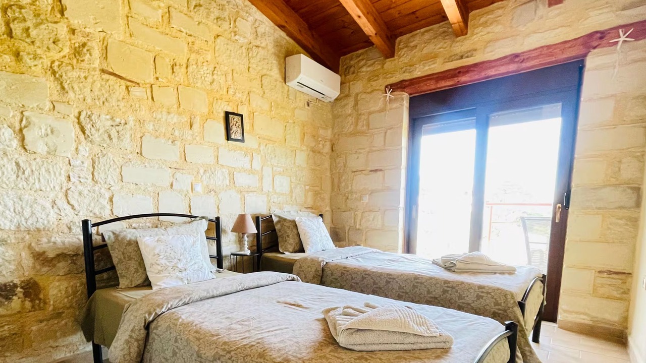 Photo of Bedroom in Spilia