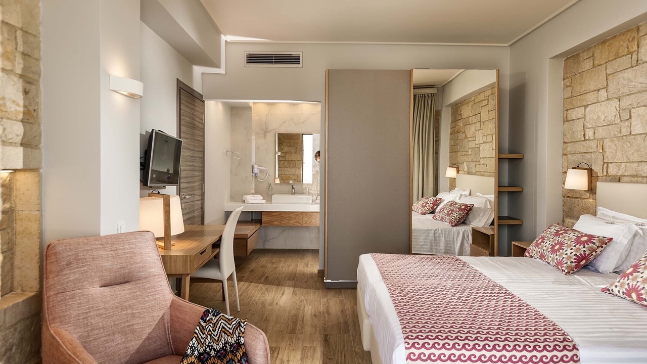 Photo of Bedroom in Kato Galatas