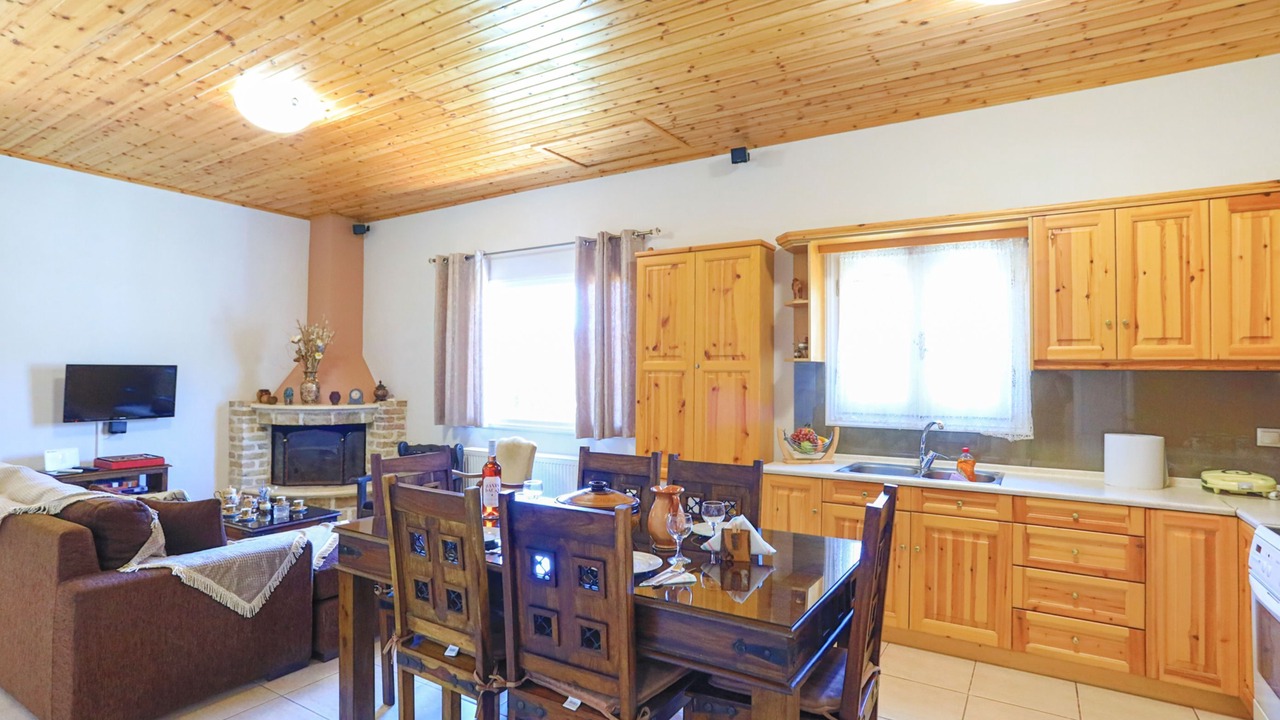 Photo of Livingroom in Petaleia