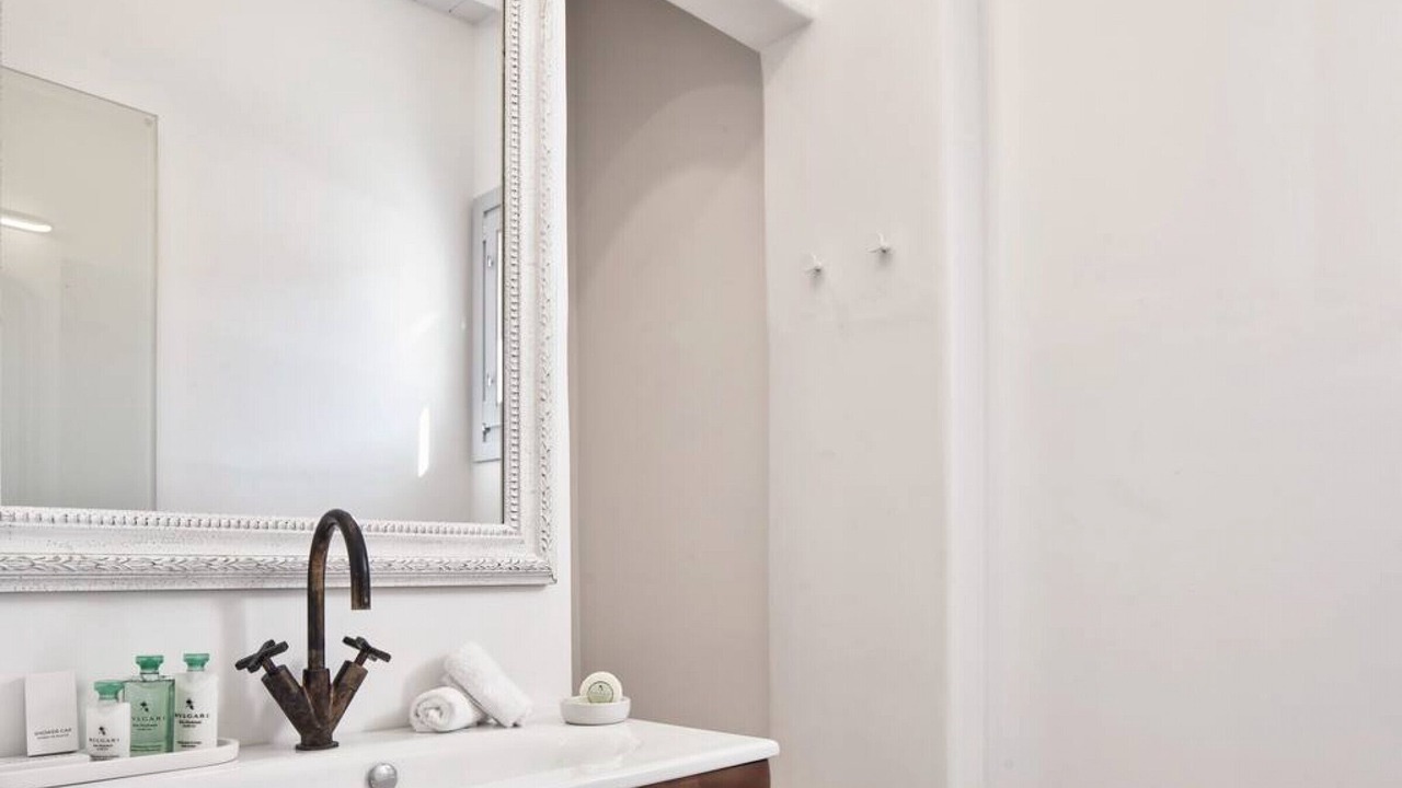 Photo of Bathroom in Paraga
