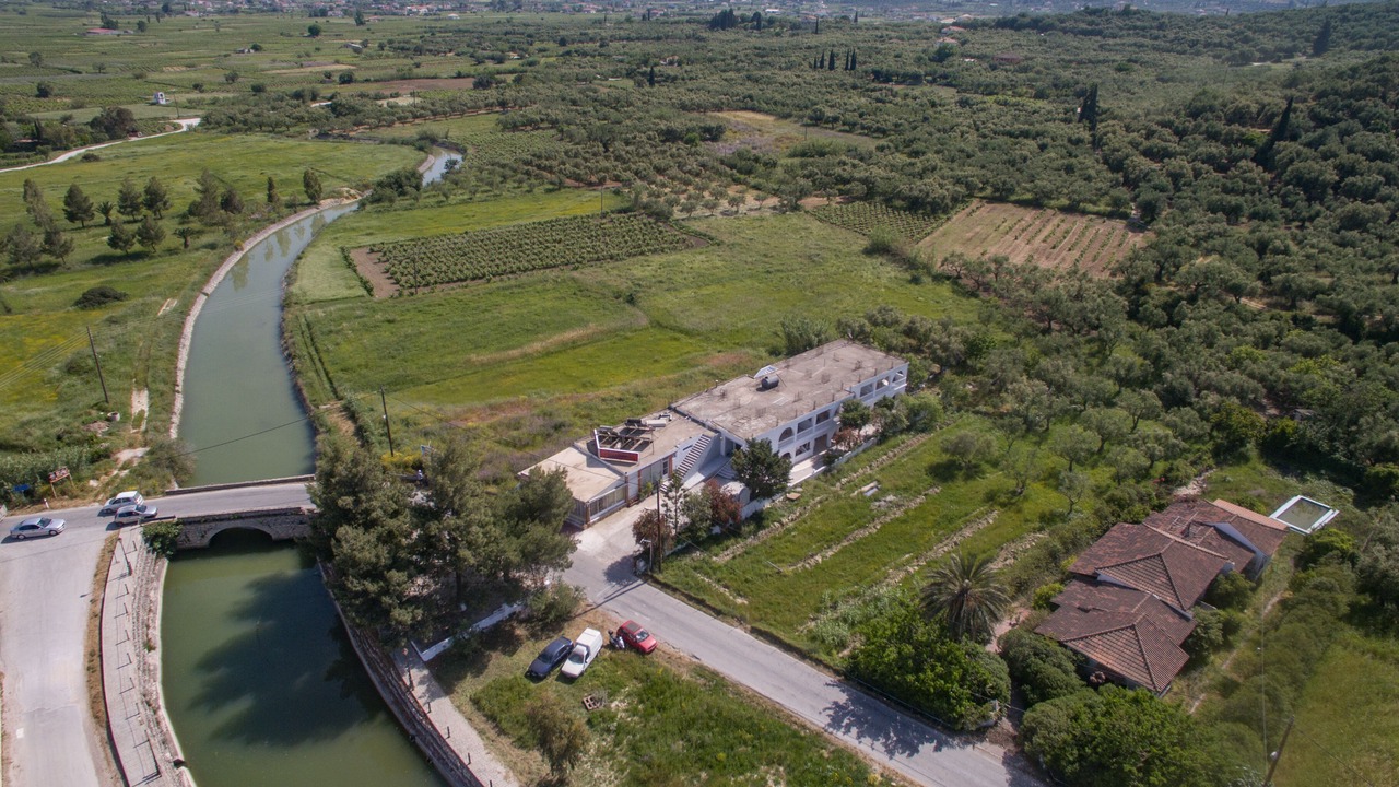 Photo of Outdoor in Alikanas