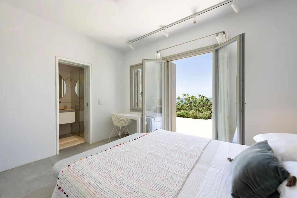 Photo of Bedroom in Parikia