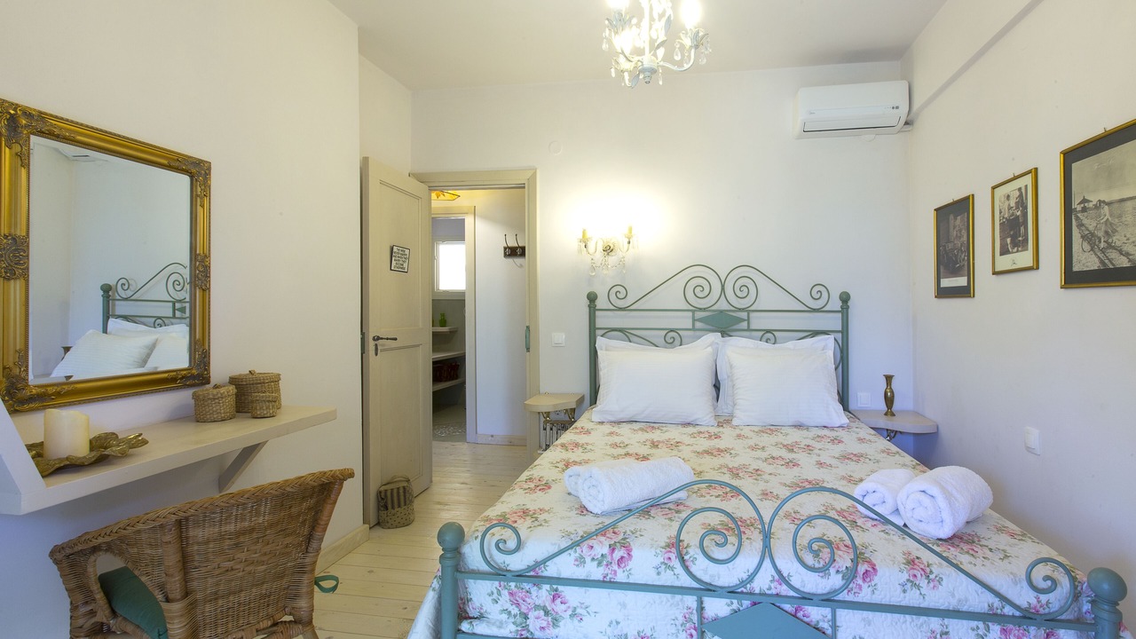 Photo of Bedroom in Limni
