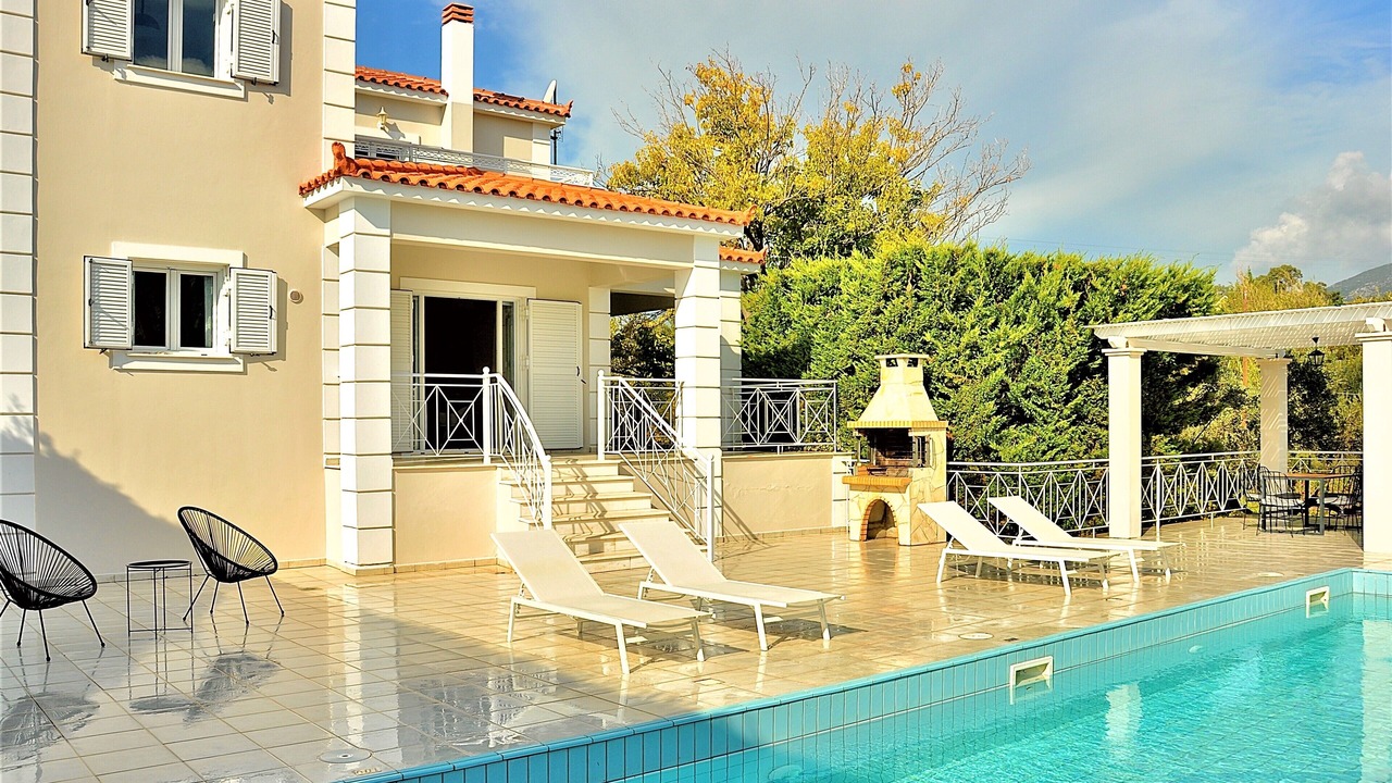 Photo of Outdoor in Karavados