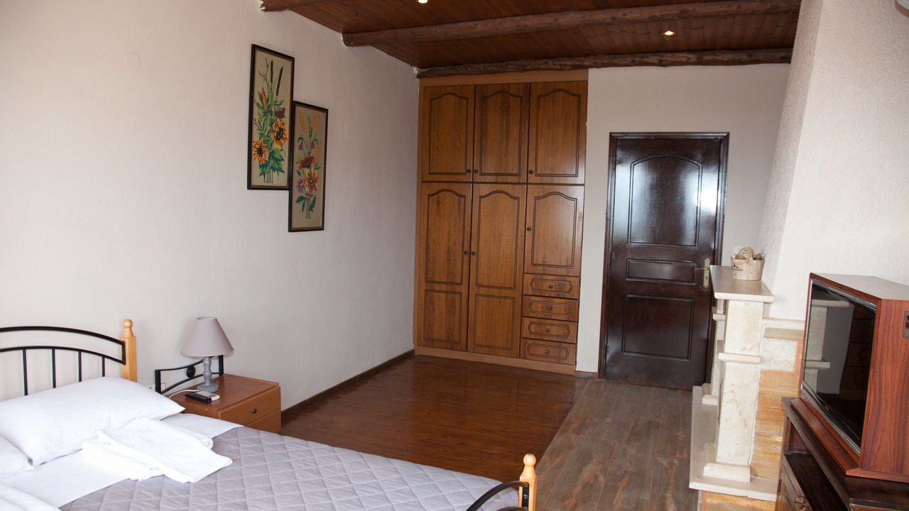 Photo of Bedroom in Paliki