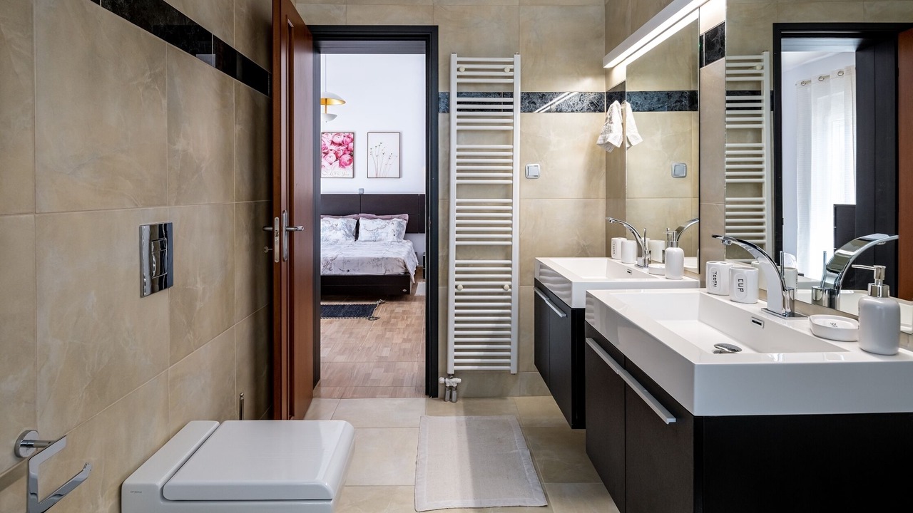 Photo of Bathroom in Dikaio