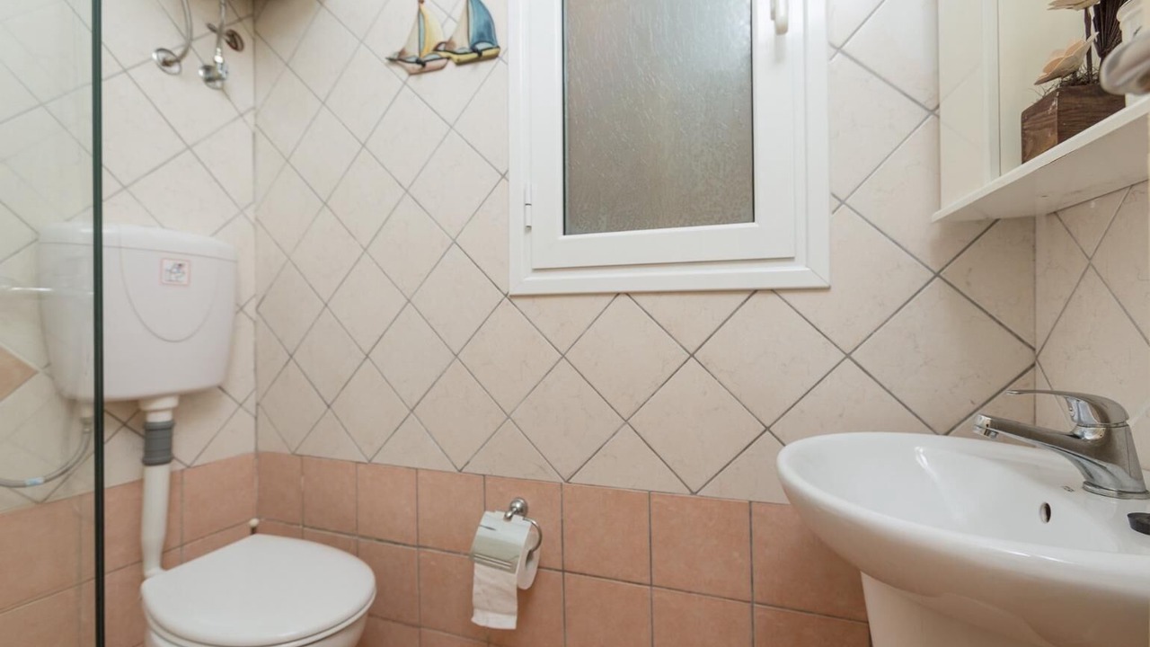 Photo of Bathroom in Agios Stefanos