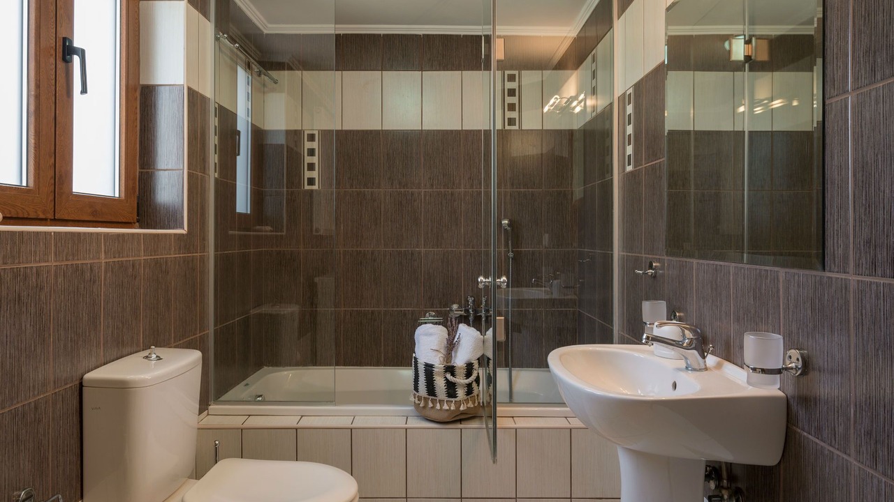 Photo of Bathroom in Georgioupolis