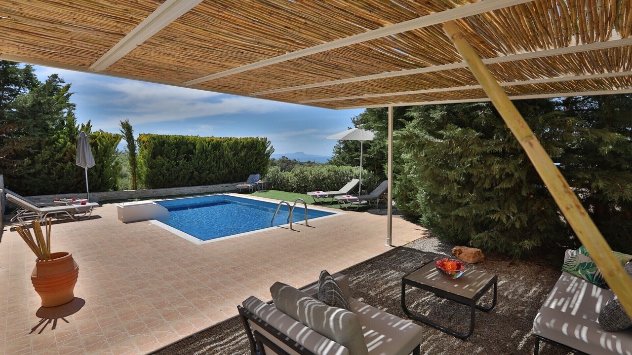 Photo of Outdoor in Adelianos Kampos