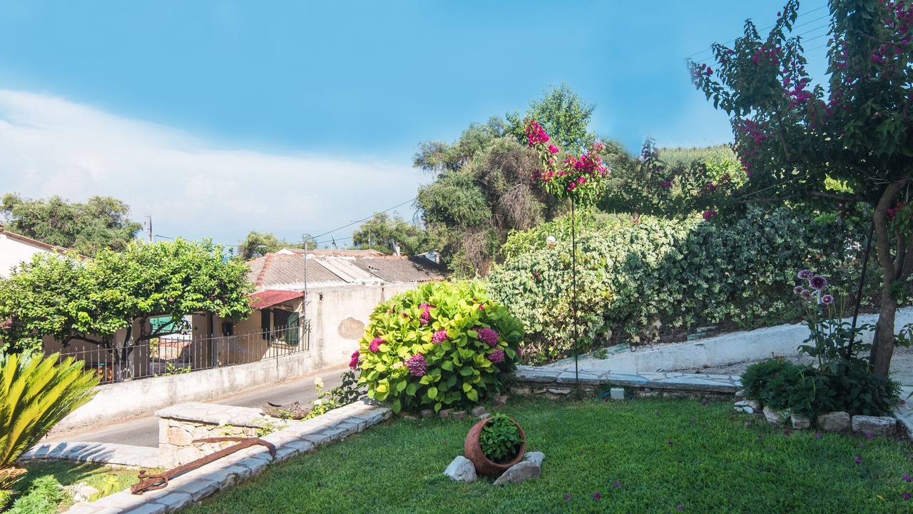 Photo of Outdoor in Messonghi