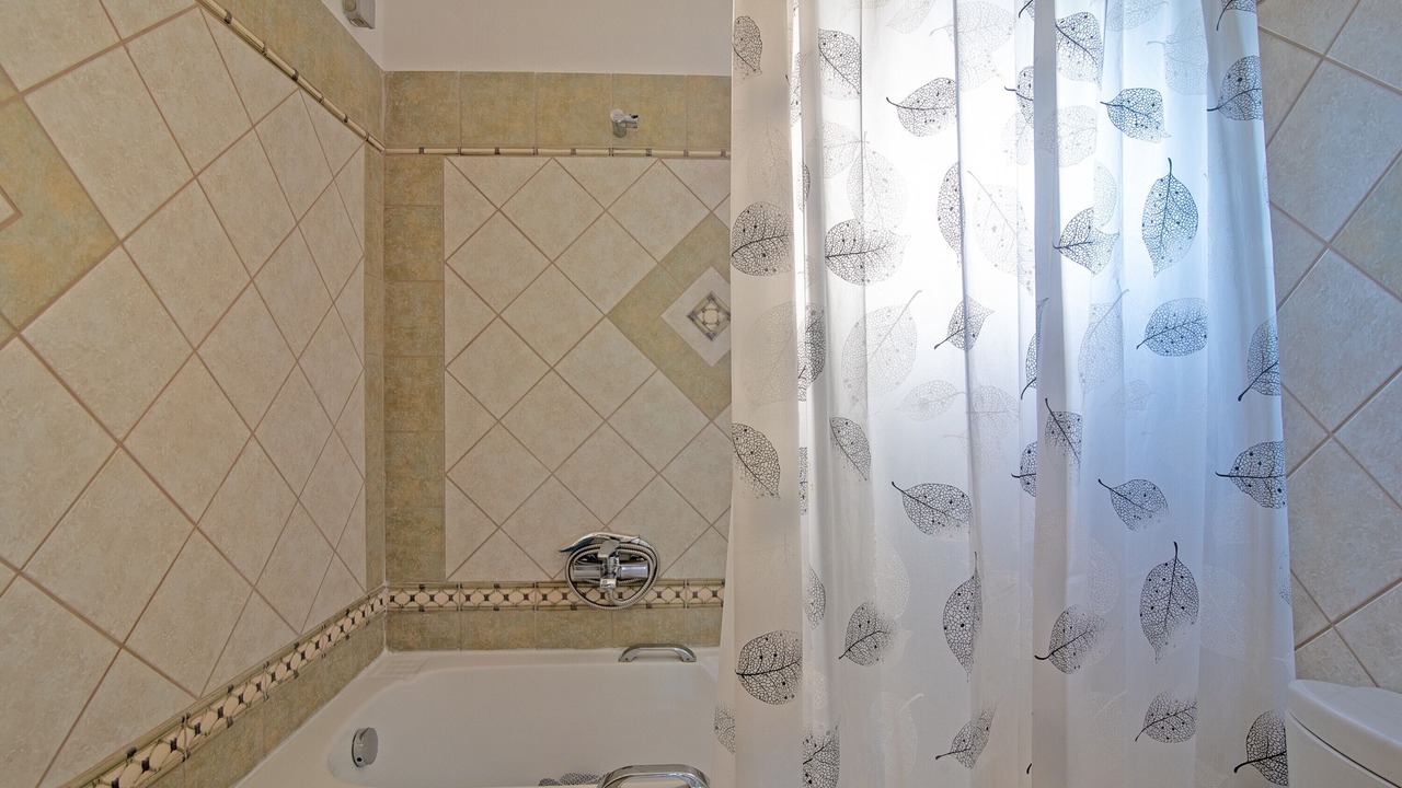 Photo of Bathroom in Messonghi