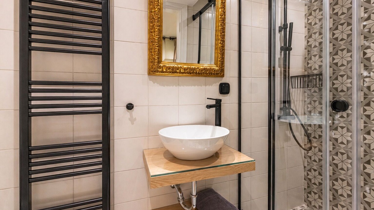 Photo of Bathroom in Plaka