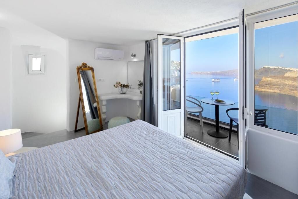 Photo of Bedroom in Santorini