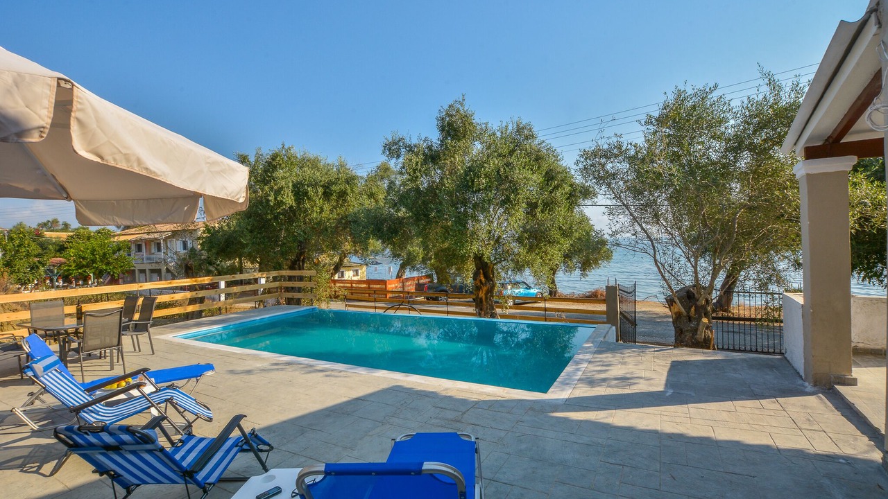 Photo of Outdoor in Notos