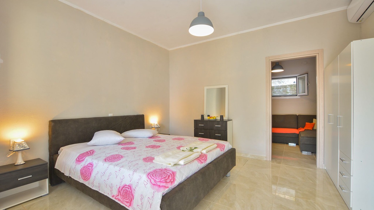 Photo of Bedroom in Notos