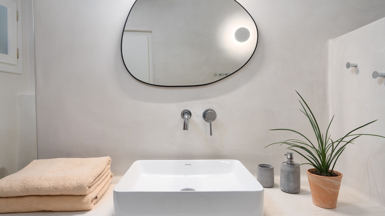 Photo of Bathroom in Oia
