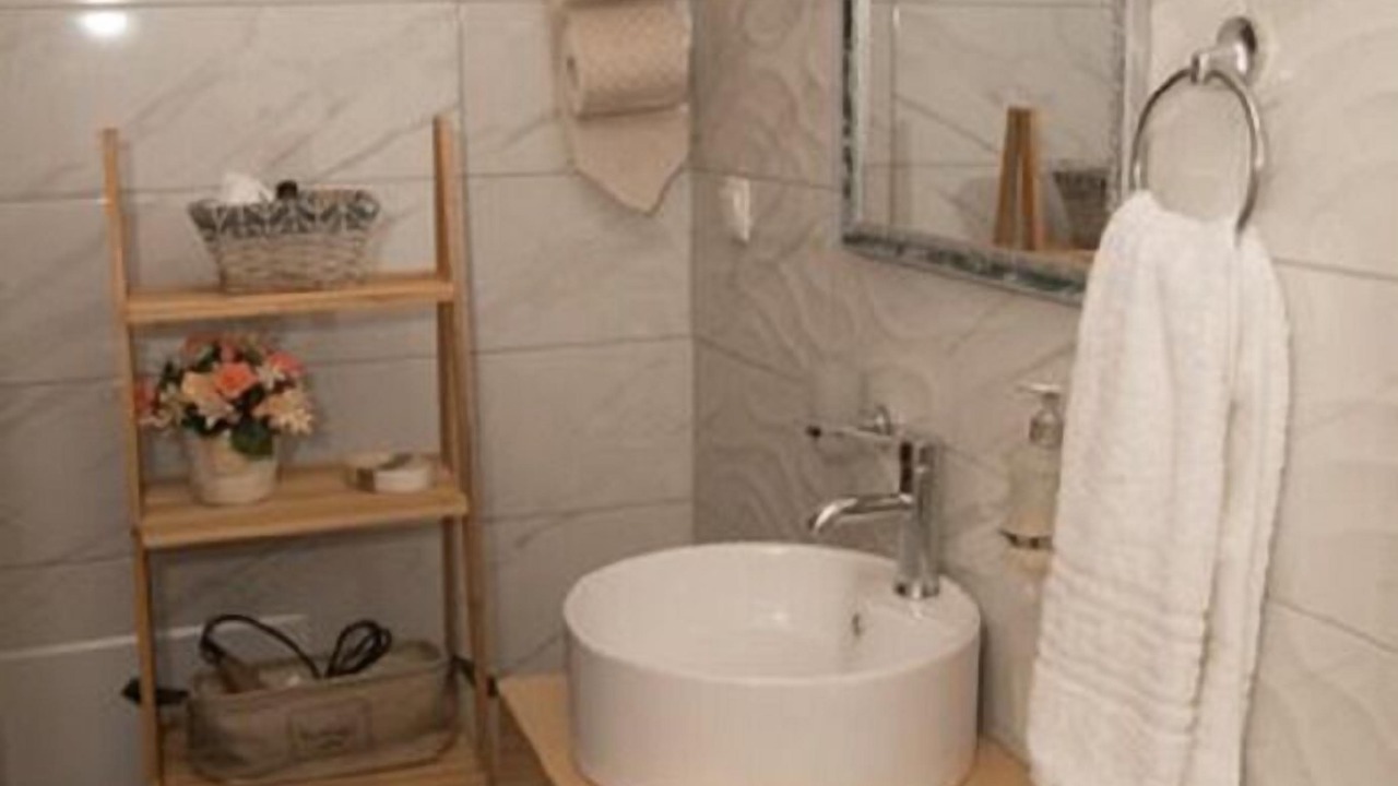 Photo of Bathroom in Katochori