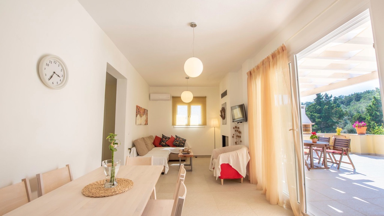 Photo of Livingroom in Agios Georgios Pagon