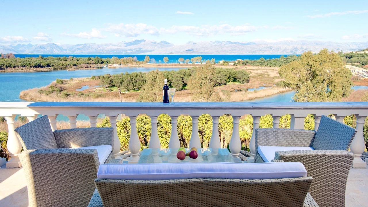 Photo of Patio Balcony in Perithia