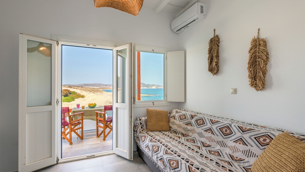 Photo of Livingroom in Milos