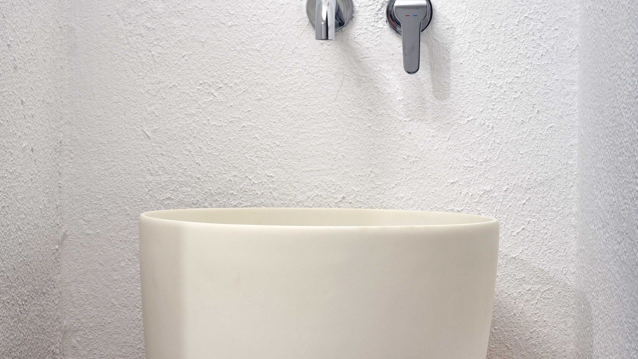 Photo of Bathroom in Polichrono